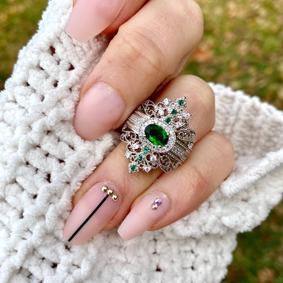 New 925 Silver Crystal Topaz Ring - Picture 3 of 6